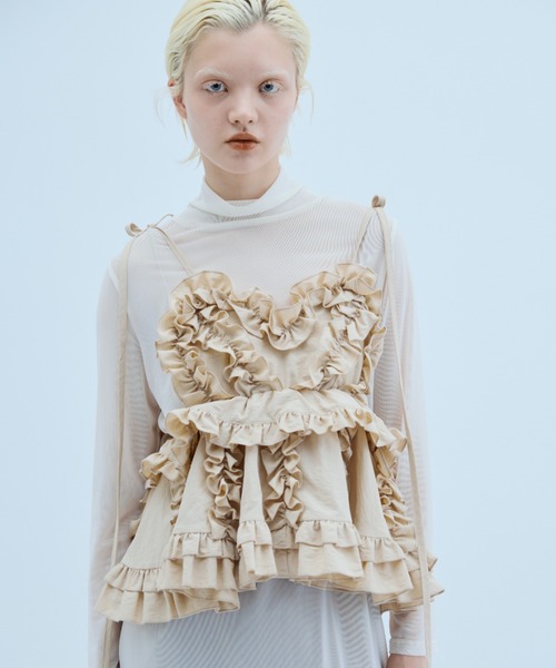 PERNA(ペルナ)の「ハートフリルキャミビスチェ(キャミソール・レディース・ベージュ/ブラック・FREE)」の20枚目の写真