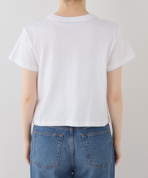 ASHLEY WILLIAMS(アシュリーウィリアムス)の「【Ashley Williams】 WHITE CROPPED T-SHIRT(Tシャツ/カットソー・レディース・ホワイト・X-SMALL)」の3枚目の写真