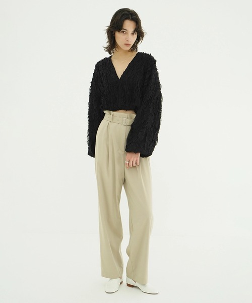 CLANE(クラネ)の「TOPSTITCHED FRILL BOLERO(カーディガン/ボレロ・レディース・ブラック/アイボリー・F)」の21枚目の写真