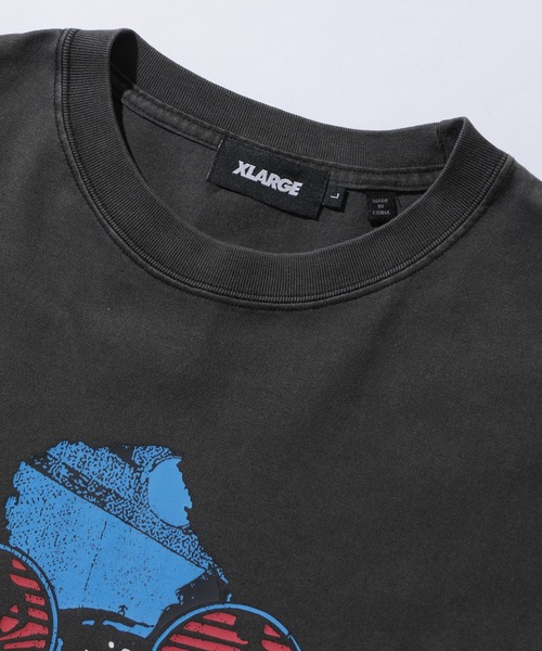 XLARGE(エクストララージ)の「PICTURES S/S TEE(Tシャツ/カットソー・メンズ・ブラック/ブラウン/パープル・S/M/L/XL)」の4枚目の写真