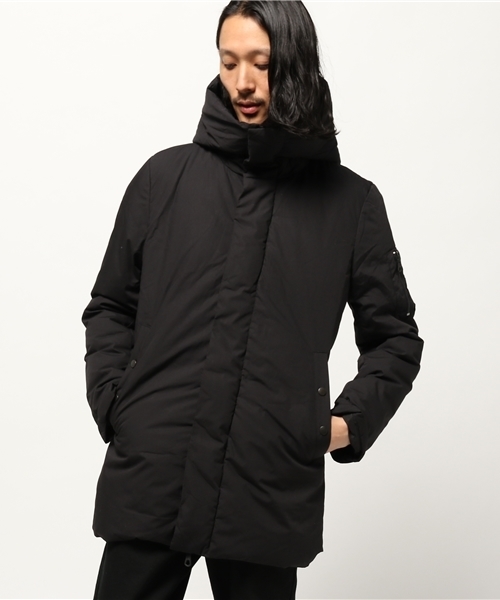 OUTLET(アウトレット)の「【WHO'S WHO gallery】GGT/Cコーティングボリュームフード(その他アウター・メンズ・ブルー/ブラック/ネイビー・LARGE/MEDIUM)」の1枚目の写真