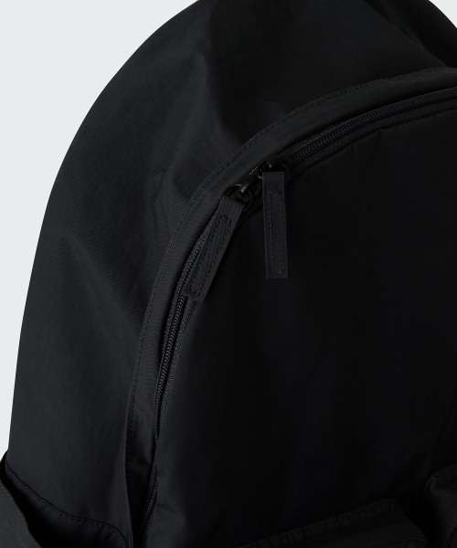 MUSINSA STANDARD（ムシンサスタンダード）の「クリンクルツーポケットバックパック[ブラック]（バックパック/リュック・メンズ・その他・FREE）」の5枚目の写真