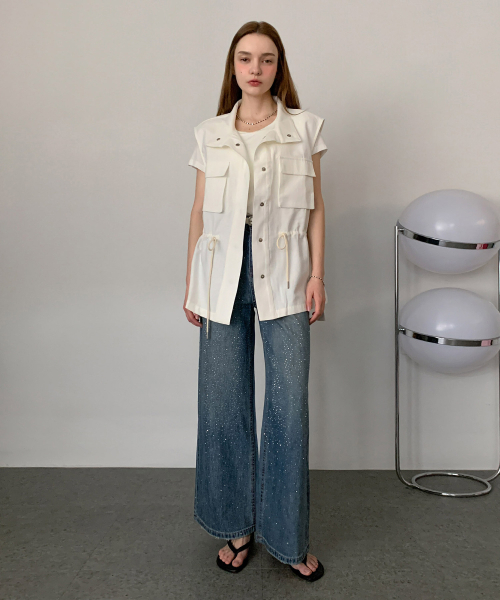 VASCARA(バスカラ)の「Out Pocket String Vest (3colors)(ベスト・レディース・チャコール/ホワイト/グレー・FREE)」の4枚目の写真
