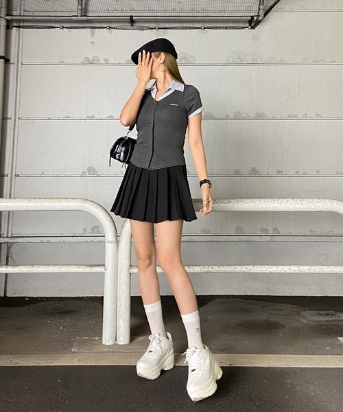 non-hedge(ノンヘッジ)の「シャツレイヤード風ショート丈トップス(Tシャツ/カットソー・レディース・オフホワイト/グレー/チャコールグレー/ネイビー・FREE)」の15枚目の写真