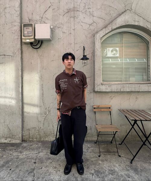 VENHIT(ベンヒット)の「スターフィッシュ ヘンリーネック ワッフルTシャツ(Tシャツ/カットソー・レディース・アイボリー/ブラック/ブラウン・MEDIUM/LARGE)」の5枚目の写真