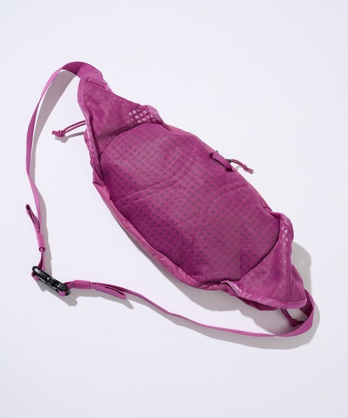 patagonia(パタゴニア)の「【Patagonia】TERRAVIA HIP PACK 49021(ボディバッグ/ウエストポーチ・メンズ・オレンジ/ブラック・FREE)」の12枚目の写真