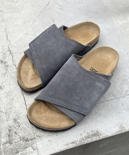 BIRKENSTOCK(ビルケンシュトック)の「ベイクルーズ限定モデル【BIRKENSTOCK/ビルケンシュトック】SOLANA(サンダル・レディース・チャコールグレー/アイボリー・22.5cm/23cm/24cm/24.5cm/25cm)」の6枚目の写真