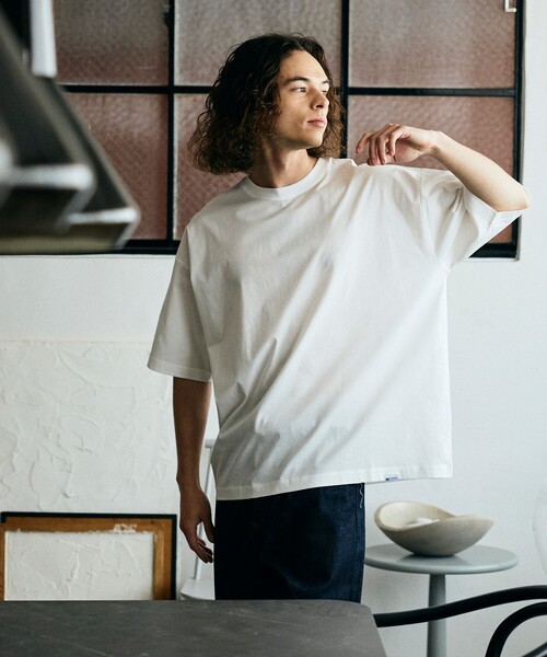 Russell Athletic(ラッセルアスレティック)の「限定展開 RUSSELL ATHLETIC×FREAK'S STORE ラッセル アスレチック 別注 プレミアム ワイド クルーネック Tシャツ カットソー 半袖 シルケット(Tシャツ/カットソー・メンズ・ホワイト/ネイビー/サックスブルー/ブラック・SMALL/MEDIUM/LARGE)」の13枚目の写真
