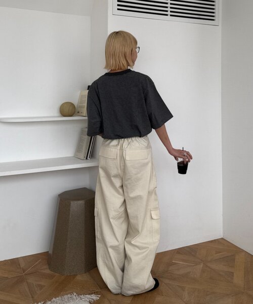 CIAOPANIC TYPY（チャオパニックティピー）の「【UNISEX】ピンボーダーワンポイント刺繍ロゴTシャツ（Tシャツ/カットソー・メンズ・ブルー/チャコールグレー/ブラウン・LARGE/MEDIUM）」の13枚目の写真