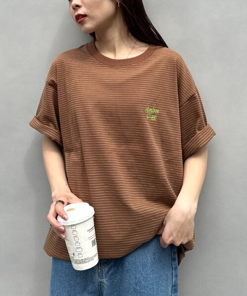 CIAOPANIC TYPY（チャオパニックティピー）の「【UNISEX】ピンボーダーワンポイント刺繍ロゴTシャツ（Tシャツ/カットソー・メンズ・ブルー/チャコールグレー/ブラウン・LARGE/MEDIUM）」の9枚目の写真