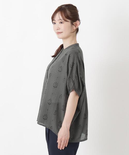 one'sterrace（ワンズテラス）の「麻プリント前開きブラウス（シャツ/ブラウス・レディース・グレー系4/グレー系その他7/オリーブ系3・02）」の15枚目の写真