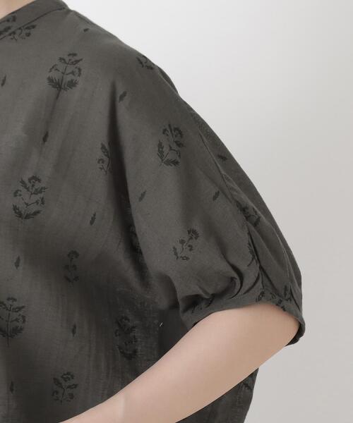 one'sterrace（ワンズテラス）の「麻プリント前開きブラウス（シャツ/ブラウス・レディース・グレー系4/グレー系その他7/オリーブ系3・02）」の10枚目の写真