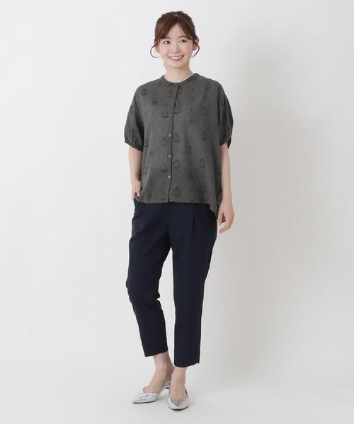 one'sterrace（ワンズテラス）の「麻プリント前開きブラウス（シャツ/ブラウス・レディース・グレー系4/グレー系その他7/オリーブ系3・02）」の8枚目の写真