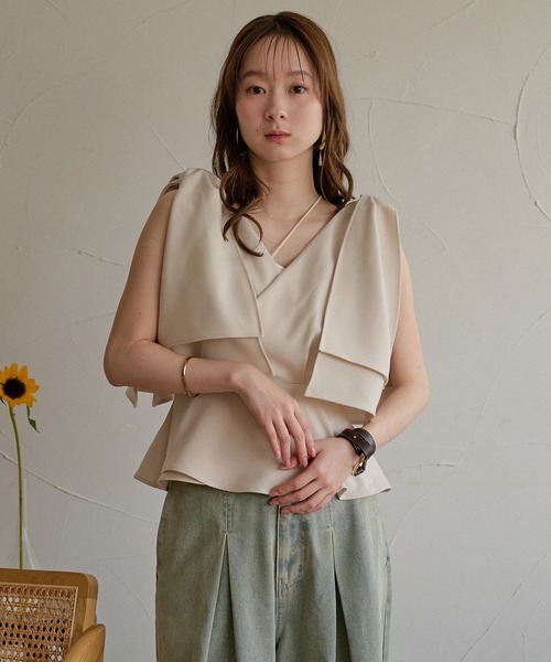 mideal(マイディール)の「2way ribbon asymmetry tops / 2wayリボンアシンメトリートップス(その他トップス・レディース・ベージュ/ブラウン・FREE)」の21枚目の写真