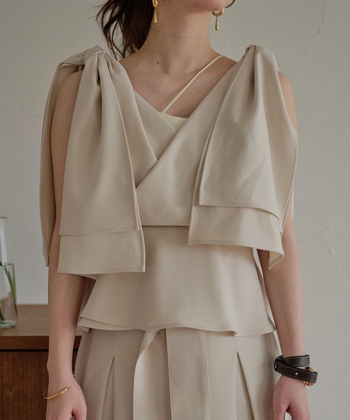 mideal(マイディール)の「2way ribbon asymmetry tops / 2wayリボンアシンメトリートップス(その他トップス・レディース・ベージュ/ブラウン・FREE)」の15枚目の写真
