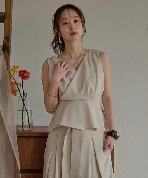 mideal(マイディール)の「2way ribbon asymmetry tops / 2wayリボンアシンメトリートップス(その他トップス・レディース・ベージュ/ブラウン・FREE)」の19枚目の写真