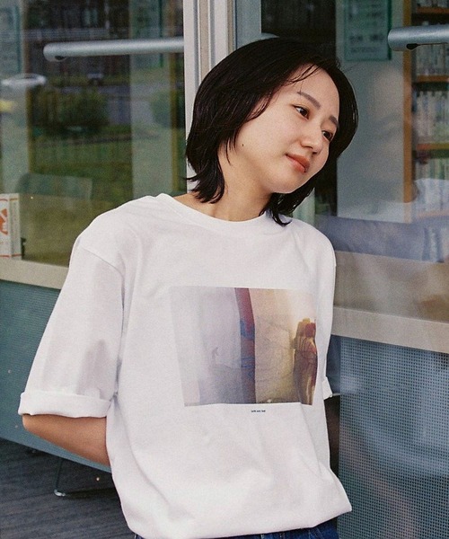 LURAKU（ルラク）の「【LURAKU】HE Photo Print Tee 2 / フォトプリントTシャツ2（Tシャツ/カットソー・メンズ・ホワイト系その他/オフホワイト・L/M）」の20枚目の写真