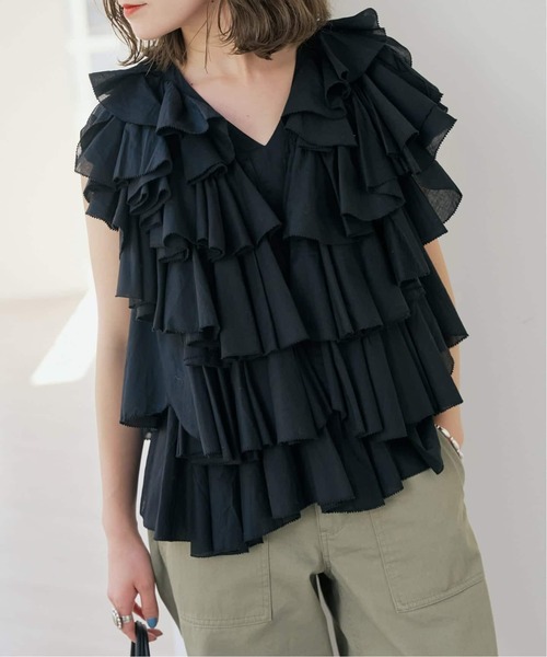 Spick & Span(スピックアンドスパン)の「《一部店舗+WEB限定 / 追加》AAYUSHI / アユーシ レイヤードラッフル ブラウス(シャツ/ブラウス・レディース・ブラック/ホワイト・FREE)」の1枚目の写真