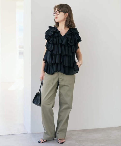 Spick & Span(スピックアンドスパン)の「《一部店舗+WEB限定 / 追加》AAYUSHI / アユーシ レイヤードラッフル ブラウス(シャツ/ブラウス・レディース・ブラック/ホワイト・FREE)」の3枚目の写真