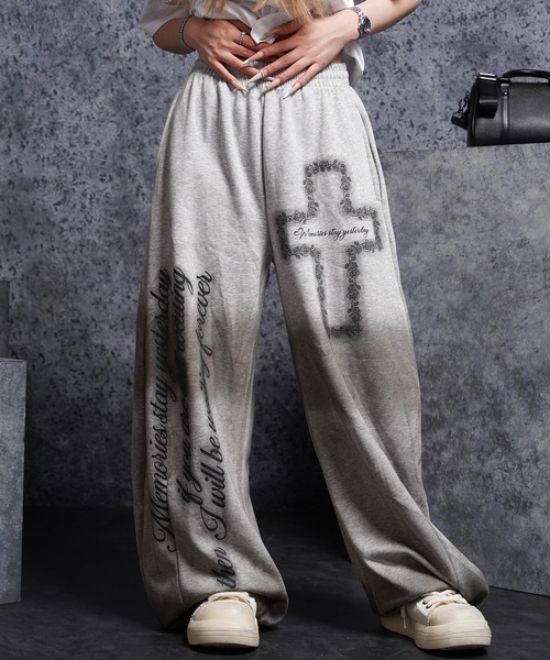 1111clothing(ワンフォークロージング)の「スプレー加工 ワイドスウェットパンツ / Spray-Printed Wide Sweatpants(スウェットパンツ・メンズ・ブラック/グレー・M/S)」の15枚目の写真