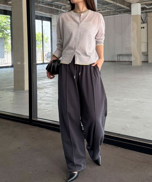 fredy emue(フレディエミュ)の「接触冷感カーブスウェットパンツ(その他パンツ・レディース・チャコールグレー/グレー・38)」の14枚目の写真