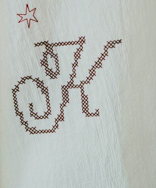Knuth Marf（クヌースマーフ）の「【Knuth Marf】embroidered shirt（シャツ/ブラウス・レディース・アイボリー/マルチ/ブラック・FREE）」の20枚目の写真