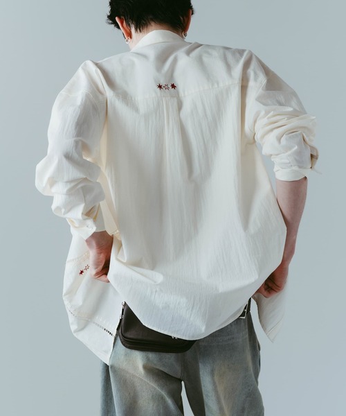 Knuth Marf（クヌースマーフ）の「【Knuth Marf】embroidered shirt（シャツ/ブラウス・レディース・アイボリー/マルチ/ブラック・FREE）」の14枚目の写真