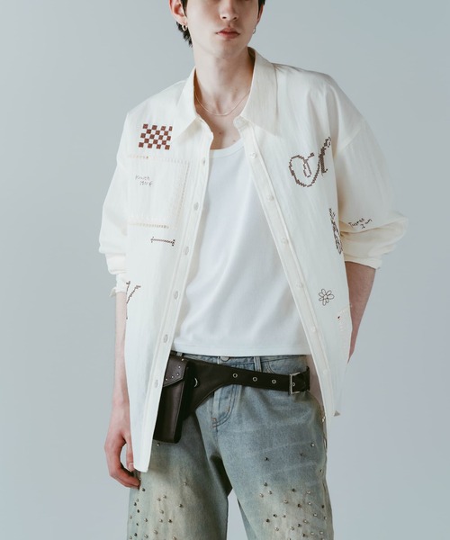 Knuth Marf（クヌースマーフ）の「【Knuth Marf】embroidered shirt（シャツ/ブラウス・レディース・アイボリー/マルチ/ブラック・FREE）」の12枚目の写真