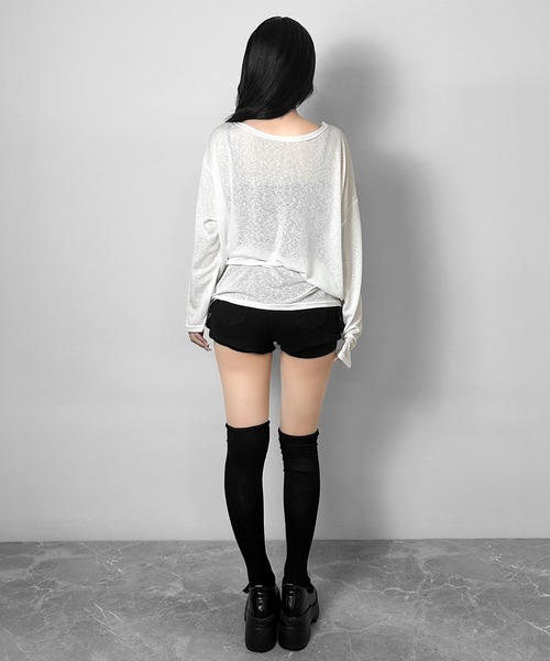 FOLLOWIN(フォロウィン)の「【2COLOR】シアーレタリングルーズロングTシャツ(Tシャツ/カットソー・レディース・ホワイト/ブラック・FREE)」の3枚目の写真