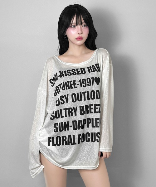 FOLLOWIN(フォロウィン)の「【2COLOR】シアーレタリングルーズロングTシャツ(Tシャツ/カットソー・レディース・ホワイト/ブラック・FREE)」の5枚目の写真
