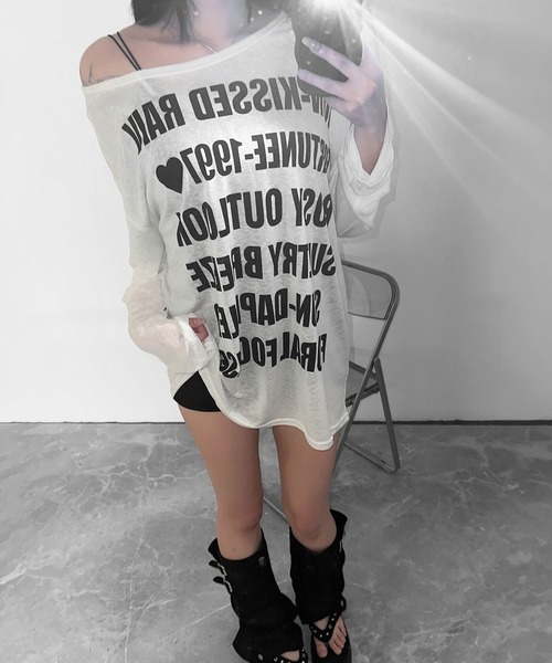 FOLLOWIN(フォロウィン)の「【2COLOR】シアーレタリングルーズロングTシャツ(Tシャツ/カットソー・レディース・ホワイト/ブラック・FREE)」の9枚目の写真