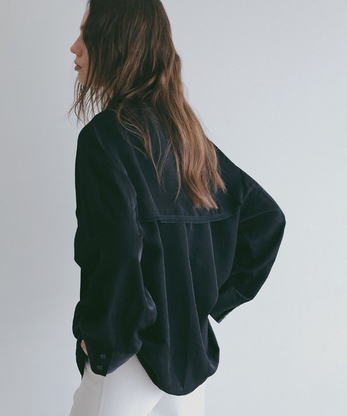 MANOF(マノフ)の「SAILOR COLLAR LOOSE SHIRT(シャツ/ブラウス・レディース・ブラック/ホワイト・F)」の16枚目の写真