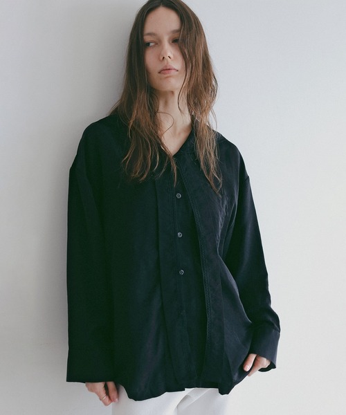 MANOF(マノフ)の「SAILOR COLLAR LOOSE SHIRT(シャツ/ブラウス・レディース・ブラック/ホワイト・F)」の14枚目の写真