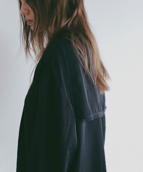 MANOF(マノフ)の「SAILOR COLLAR LOOSE SHIRT(シャツ/ブラウス・レディース・ブラック/ホワイト・F)」の19枚目の写真