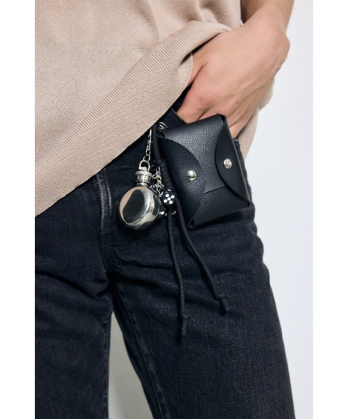 AZUL by moussy(アズールバイマウジー)の「コインケース付きバッグチャーム(コインケース・メンズ・ブラック・FREE)」の3枚目の写真