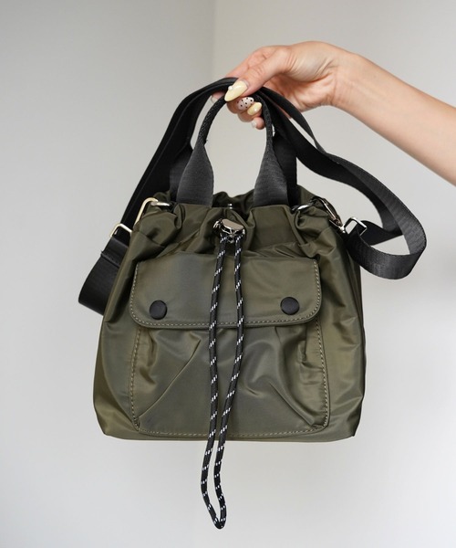 SANSeLF（サンセルフ）の「【SANSeLF】2WAYナイロンドローストリングバッグ saa26s087（ショルダーバッグ・レディース・ブラック/ベージュ/カーキ・FREE）」の10枚目の写真