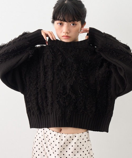 NOGLE（ノグル）の「【NOGLE/ノグル】ケーブルフリンジコンパクトクルーニット（ニット/セーター・レディース・ブラック/グレー/ブルー・FREE）」の10枚目の写真