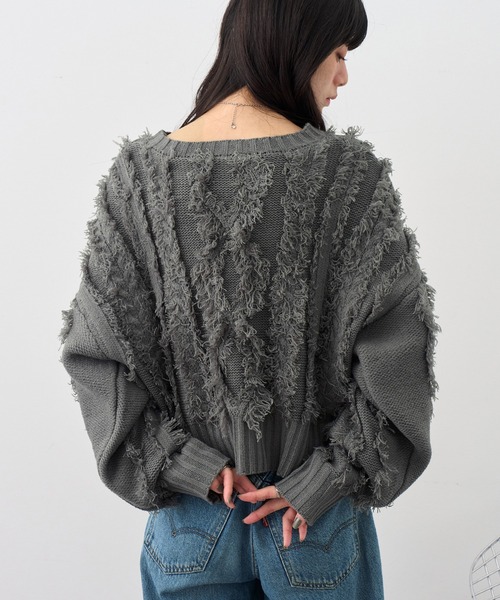 NOGLE（ノグル）の「【NOGLE/ノグル】ケーブルフリンジコンパクトクルーニット（ニット/セーター・レディース・ブラック/グレー/ブルー・FREE）」の17枚目の写真