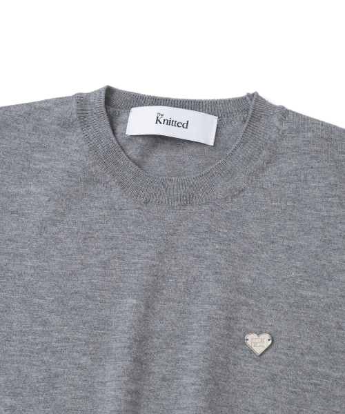 KNITTED（ニッティド）の「(W) ベーシックエッセンシャルウォッシャブルラウンド半袖ニット グレー（ニット/セーター・レディース・その他・FREE）」の2枚目の写真