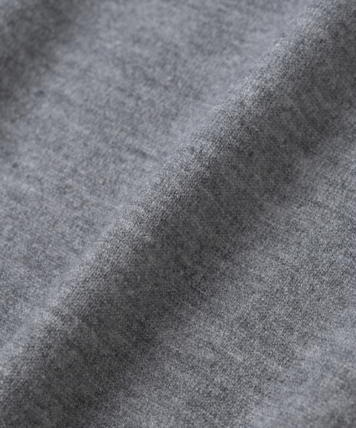 KNITTED（ニッティド）の「(W) ベーシックエッセンシャルウォッシャブルラウンド半袖ニット グレー（ニット/セーター・レディース・その他・FREE）」の7枚目の写真