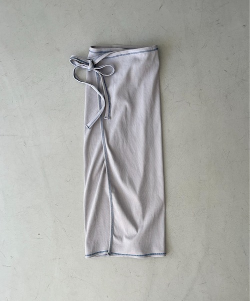 BASERANGE(ベースレンジ)の「Baserange Garble wrap skirt(スカート・レディース・グレー・X-SMALL)」の5枚目の写真