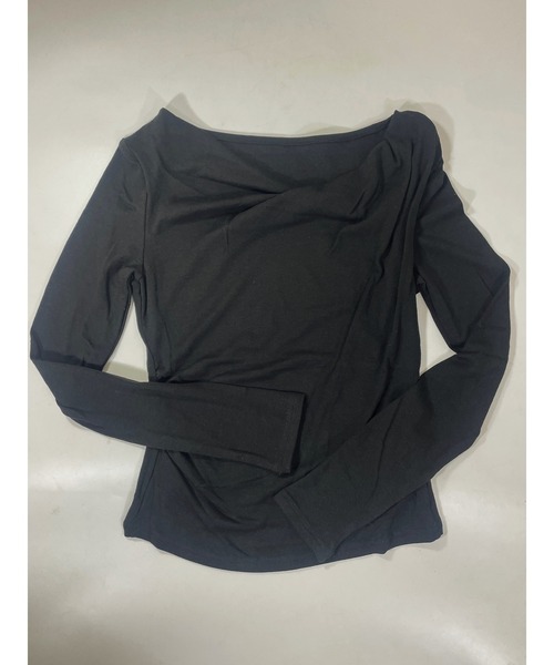 marcydorn(マーシードルン)の「ドレープデザイン スリムトップス フィットシルエットカットソー(Tシャツ/カットソー・レディース・ブラック/ライトブルー/ホワイト/ベージュ/ピンク・L/M/S)」の1枚目の写真