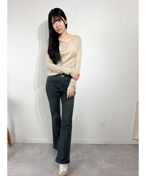 marcydorn(マーシードルン)の「ドレープデザイン スリムトップス フィットシルエットカットソー(Tシャツ/カットソー・レディース・ブラック/ライトブルー/ホワイト/ベージュ/ピンク・L/M/S)」の10枚目の写真