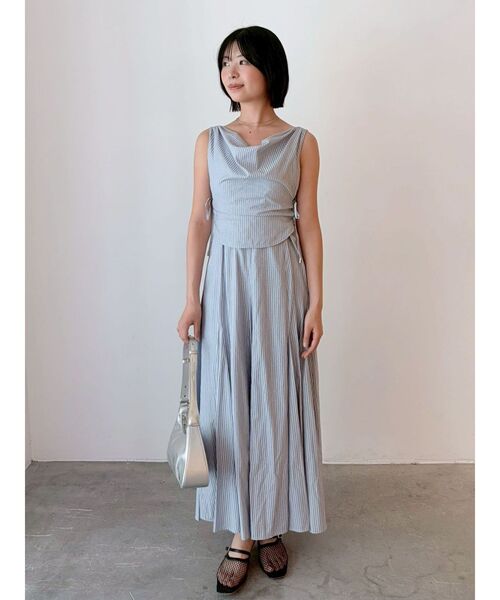 LAGUNAMOON(ラグナムーン)の「ストライプドレープフレアワンピース 【夏服】(ワンピース・レディース・ホワイト/イエロー/ブルー・MEDIUM/SMALL)」の11枚目の写真