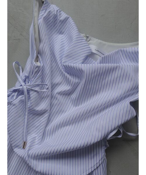 LAGUNAMOON(ラグナムーン)の「ストライプドレープフレアワンピース 【夏服】(ワンピース・レディース・ホワイト/イエロー/ブルー・MEDIUM/SMALL)」の14枚目の写真