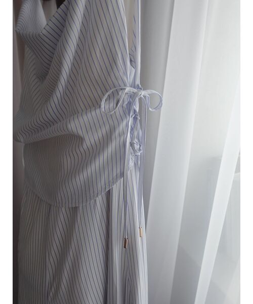 LAGUNAMOON(ラグナムーン)の「ストライプドレープフレアワンピース 【夏服】(ワンピース・レディース・ホワイト/イエロー/ブルー・MEDIUM/SMALL)」の15枚目の写真