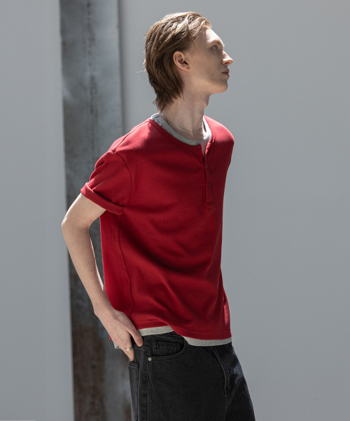 DECOROSO（デコローゾ）の「イージーレイヤードヘンリーネック半袖Tシャツ[ディープレッド]（Tシャツ/カットソー・メンズ・その他・LARGE/X-LARGE）」の5枚目の写真