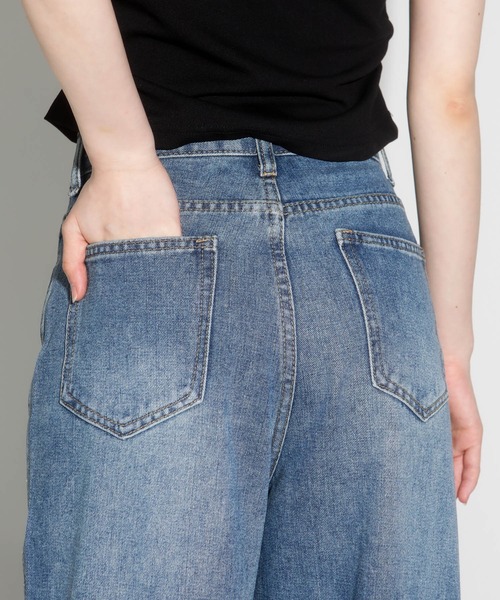 pumpkin port（パンプキンポート）の「サイドジルコン ワイドカーブシルエットデニムパンツ（デニムパンツ・レディース・ブルー・LL/L/M/S）」の14枚目の写真