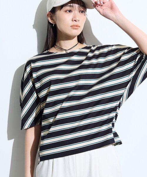 INDIVI(インディヴィ)の「【体型カバー】ボーダードルマントップス(Tシャツ/カットソー・レディース・オリーブ系2/ベージュ系2/ネイビー系2/ダークブラウン系2・05/13/34/15 /38)」の4枚目の写真