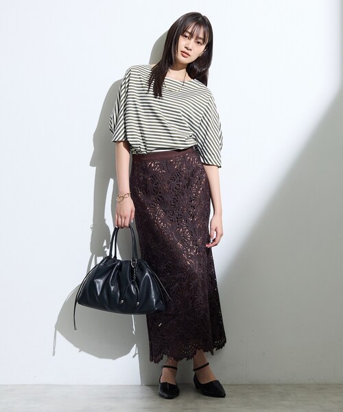 INDIVI(インディヴィ)の「【体型カバー】ボーダードルマントップス(Tシャツ/カットソー・レディース・オリーブ系2/ベージュ系2/ネイビー系2/ダークブラウン系2・05/13/34/15 /38)」の8枚目の写真
